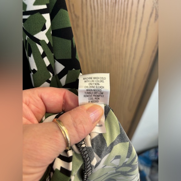 Apt. 9 dress - Picture 7 of 9